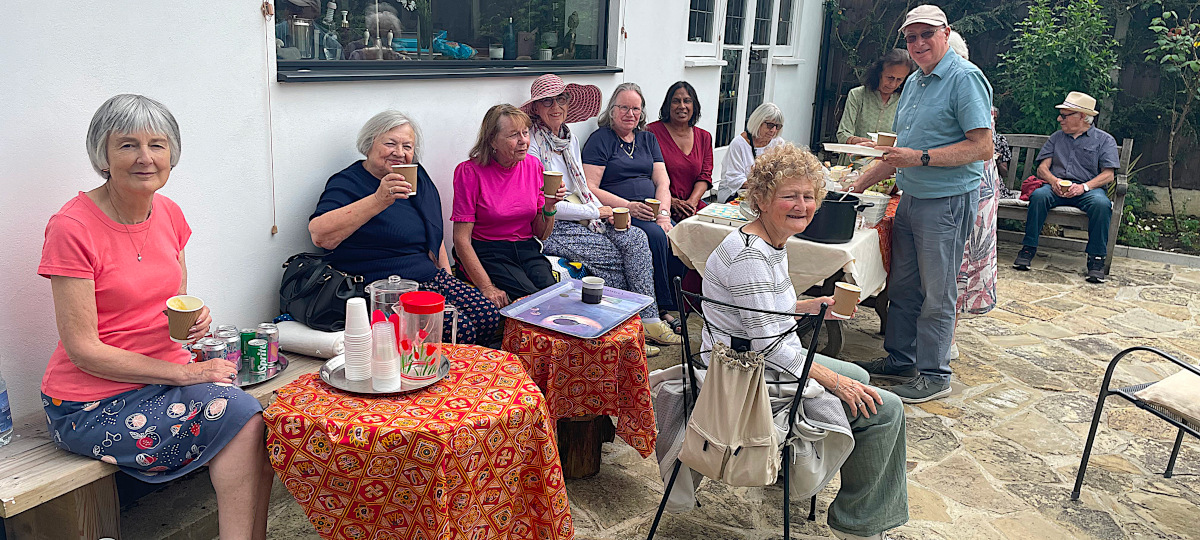 Gardening Group holds Picnic Lunch